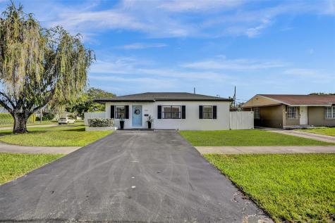3201 SW 76th Avenue Miami FL 33155