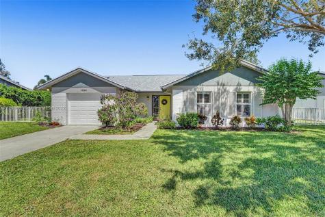 1104 NW 11th Street Boynton Beach FL 33426