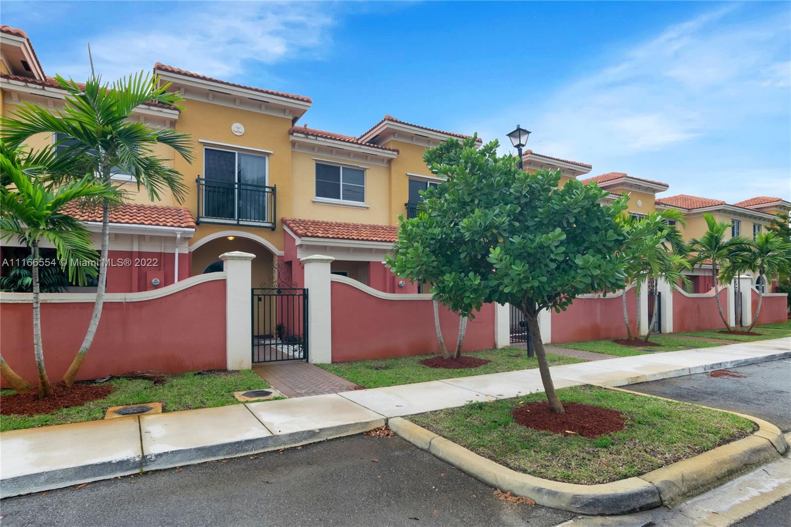 3624 NW 30th Place Lauderdale Lakes FL 33311