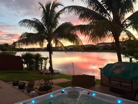 310 SW 113th Terrace Pembroke Pines FL 33025