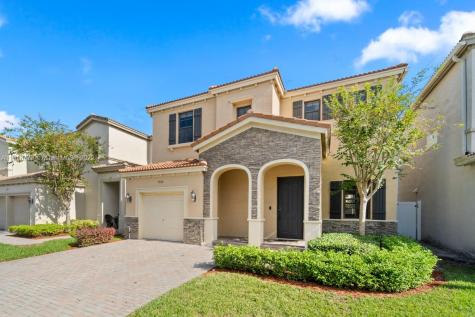 19269 NE 9th Place Miami FL 33179