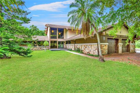 26900 SW 192nd Avenue Homestead FL 33031