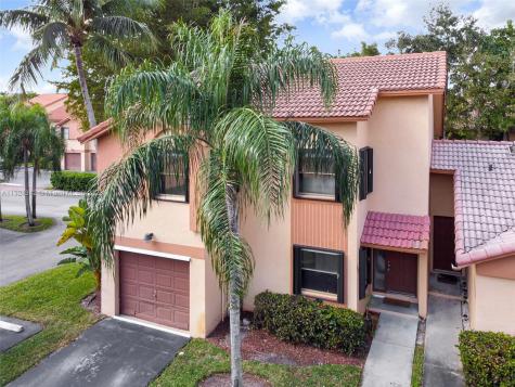 11243 SW 9th Court Pembroke Pines FL 33025