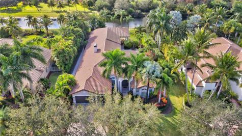 2981 W Lake Vista Circle Davie FL 33328