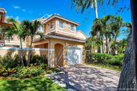 1534 Yellowheart Way Hollywood FL 33019