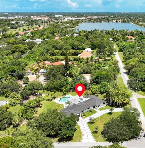 9875 SW 138th Street Miami FL 33176