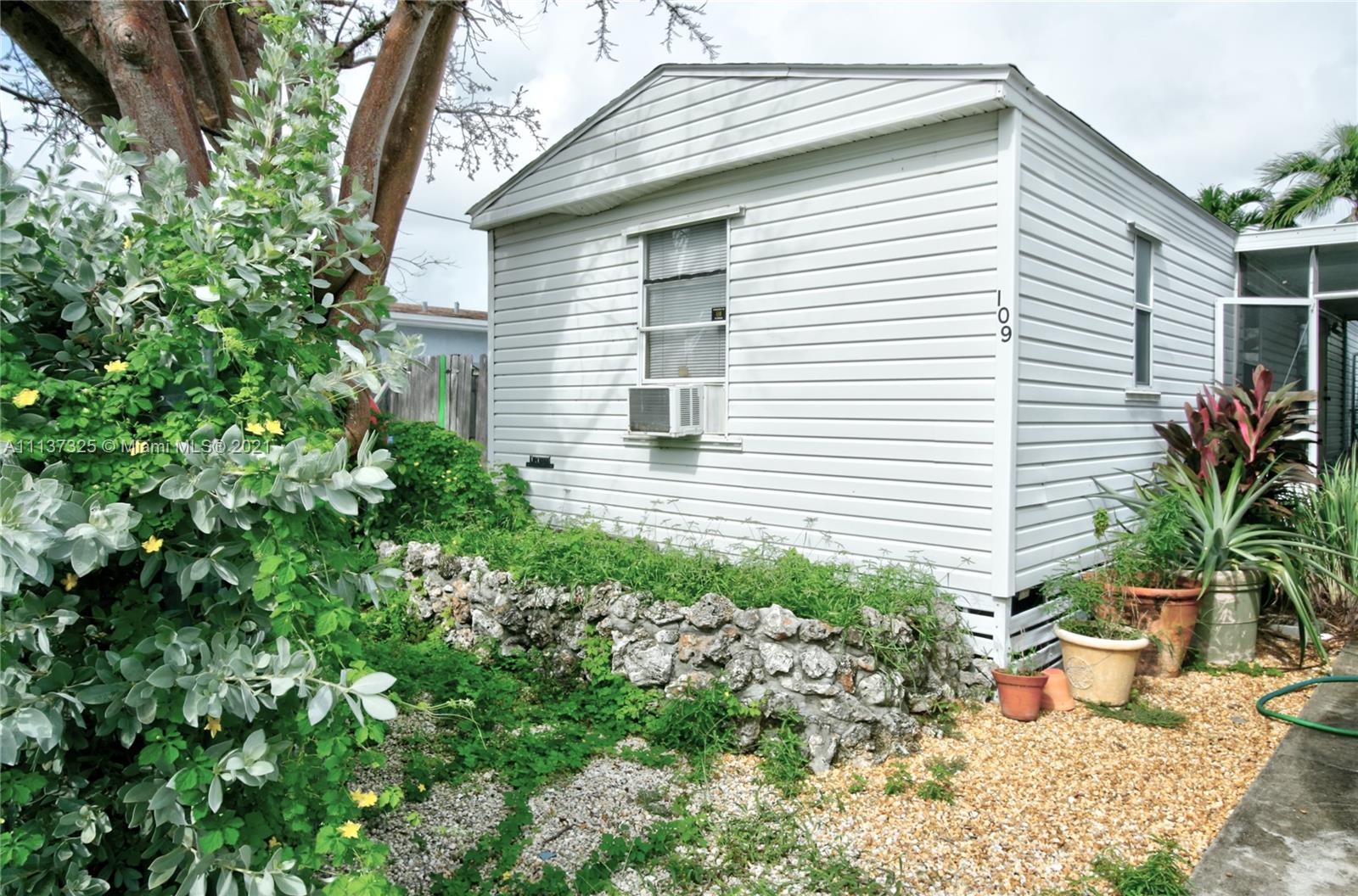 109 W Avenue A Key Largo FL 33037