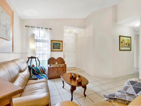 15924 SW 81st Terrace Miami FL 33193