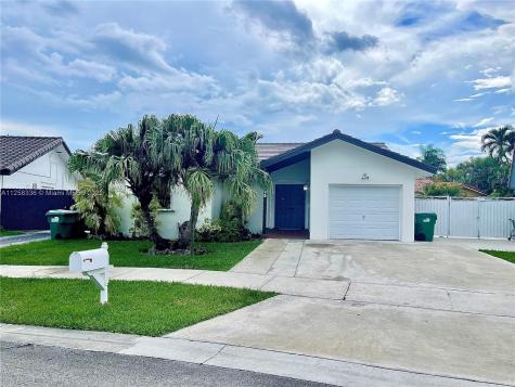 9822 SW 145th Court Miami FL 33186