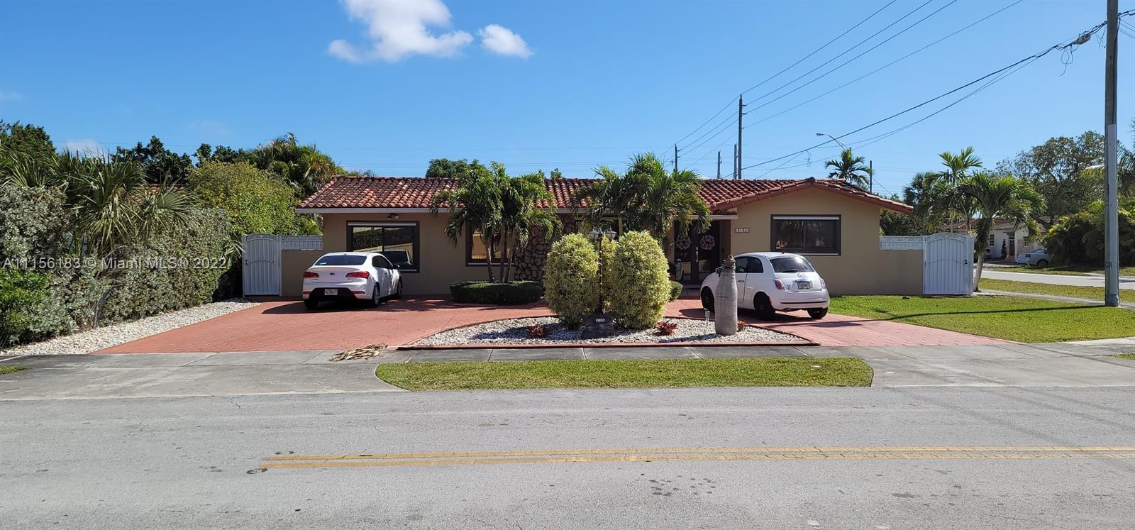 3135 SW 98th Court Miami FL 33165