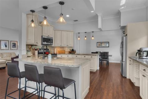 1271 Meadows Boulevard Weston FL 33327