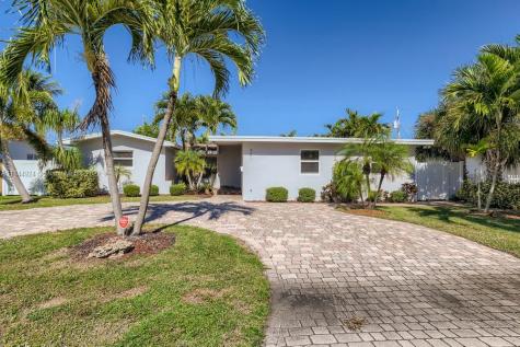 261 SE 8th Street Pompano Beach FL 33060