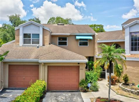 7133 Woodmont Way Tamarac FL 33321