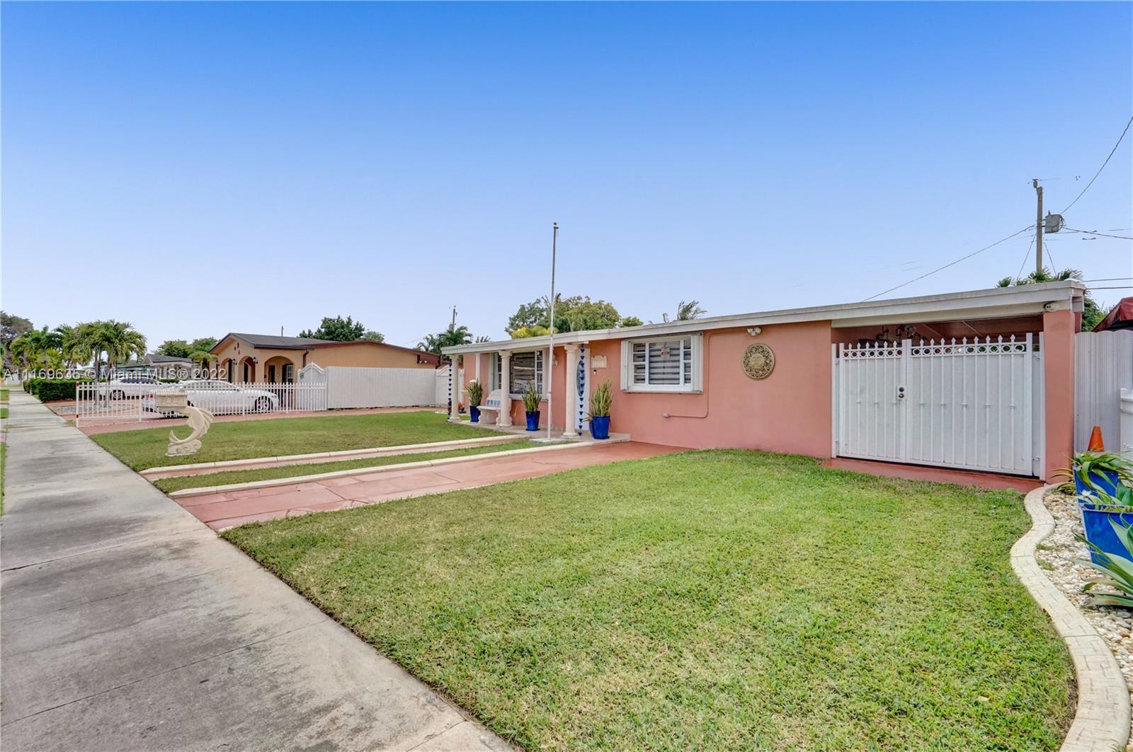 10900 SW 41st Terrace Miami FL 33165