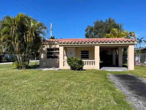 1401 NE 180th Street North Miami Beach FL 33162