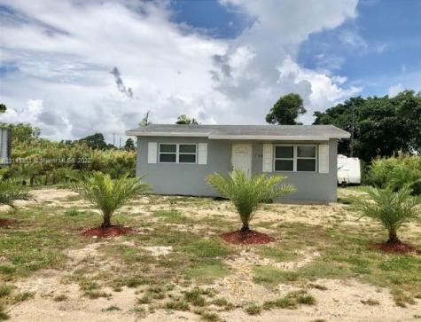 21820 SW 112th Court Miami FL 33170