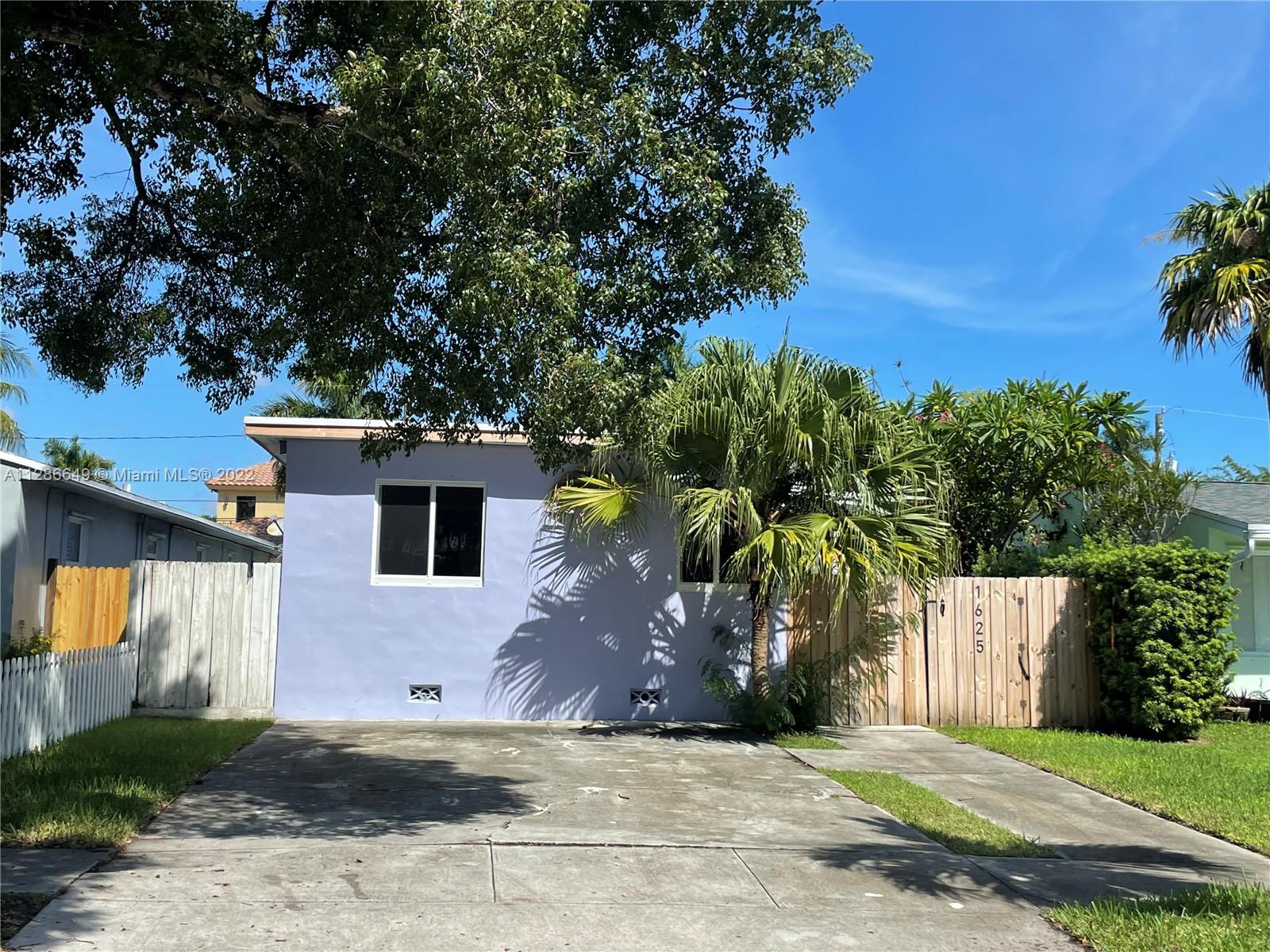 1625 Fletcher Street Hollywood FL 33020