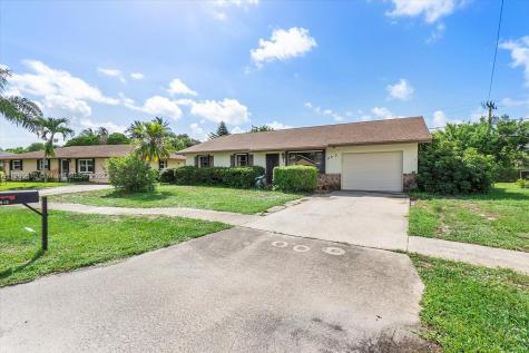 943 La Costa Way Lantana FL 33462