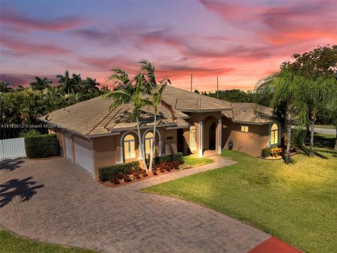 28004 SW 165th Court Homestead FL 33033
