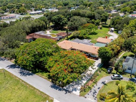 13600 NW 1st Avenue Miami FL 33168