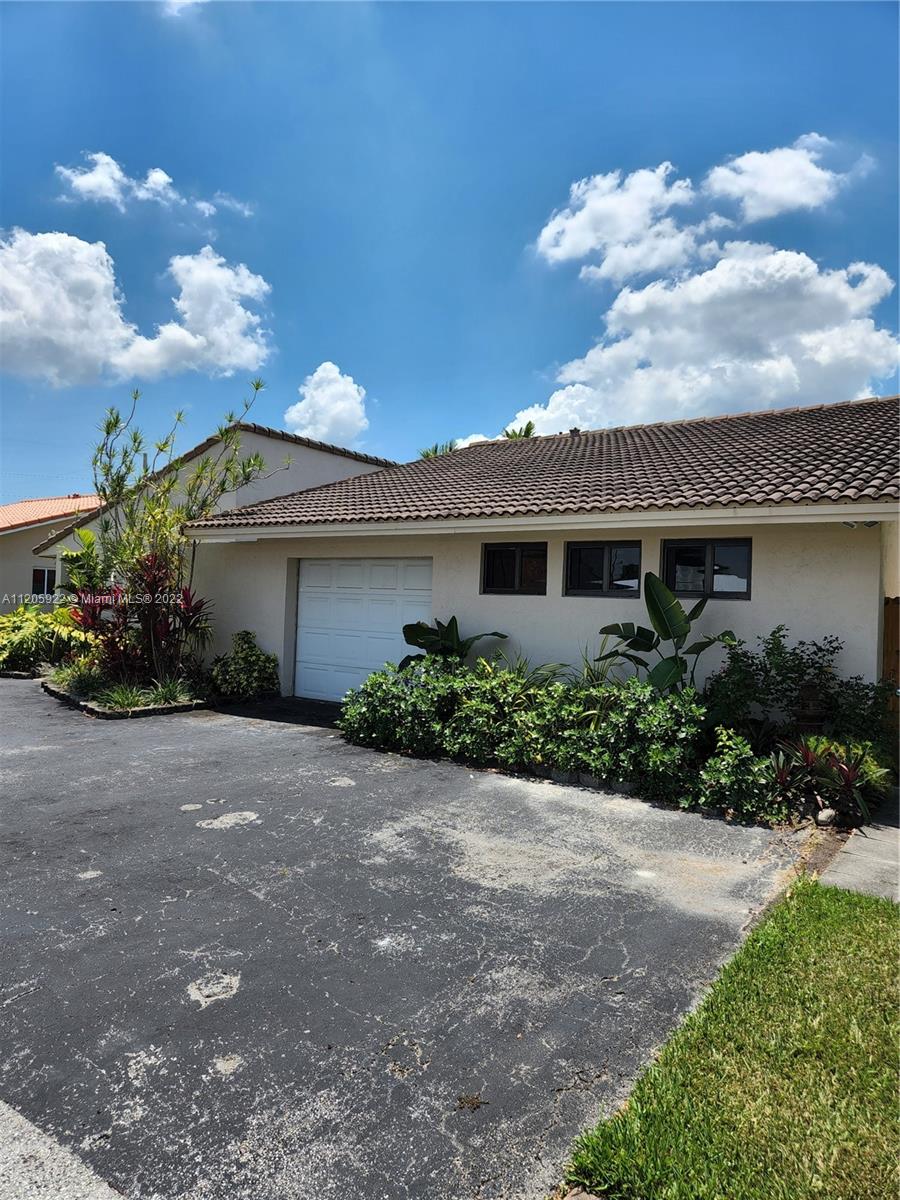 9220 SW 11th Street Miami FL 33174