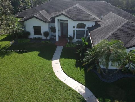 16620 SW 52nd Place Southwest Ranches FL 33331