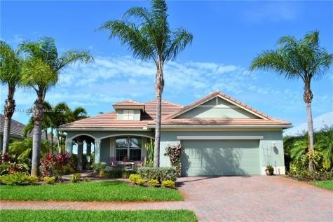 1114 4th Lane SW Vero Beach FL 32962