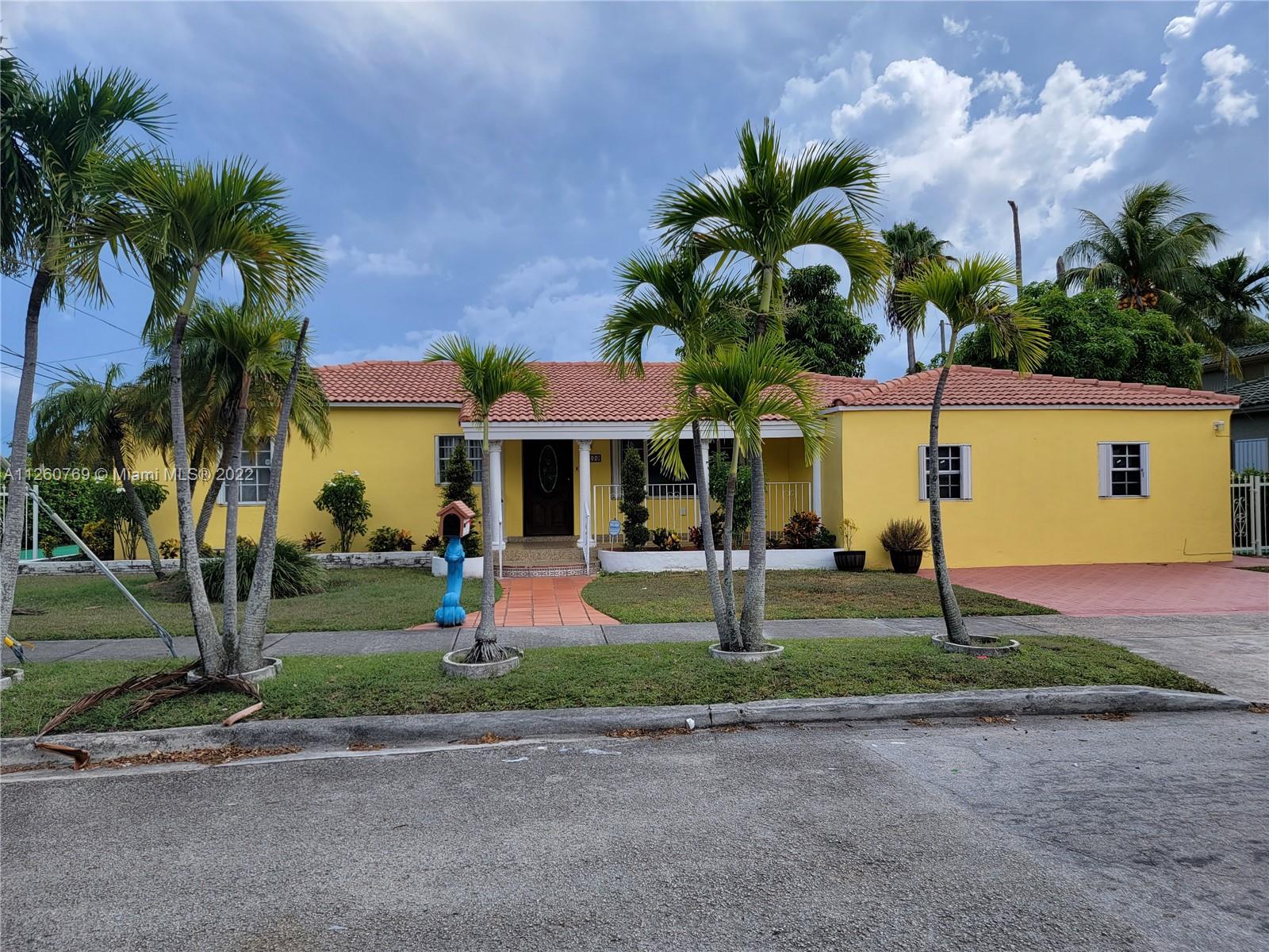 2200 SW 24th Terrace Miami FL 33145