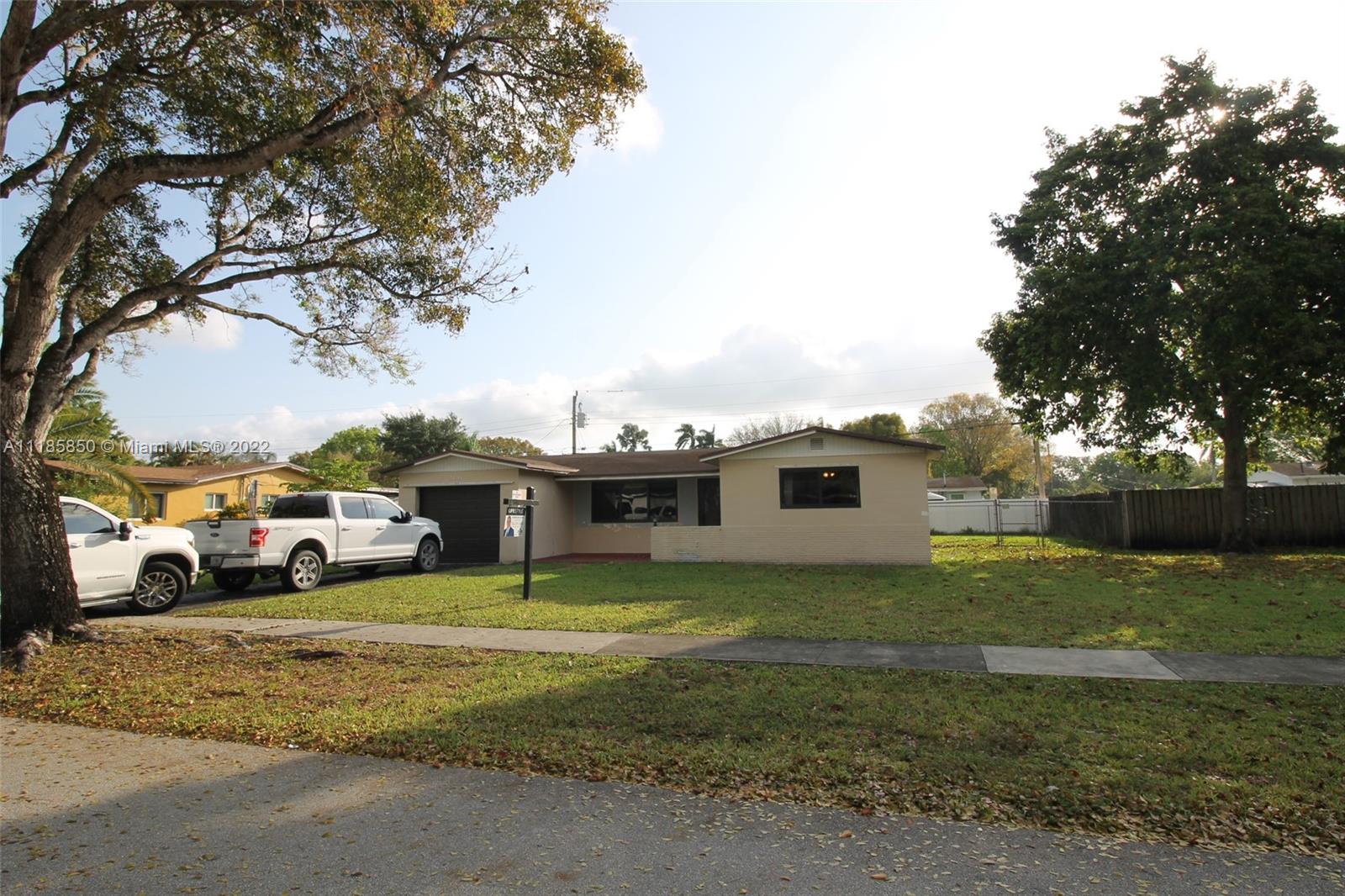 5134 SW 93rd Avenue Cooper City FL 33328