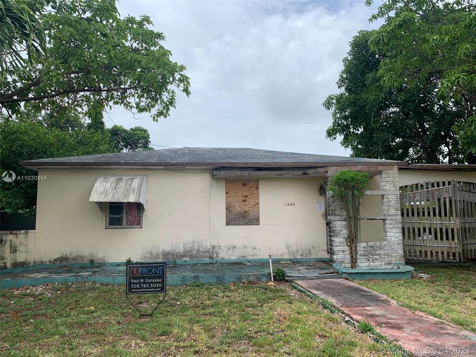 1520 NW 29th Avenue Miami FL 33125