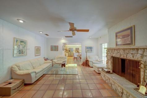 9645 SW 96th Court Miami FL 33176