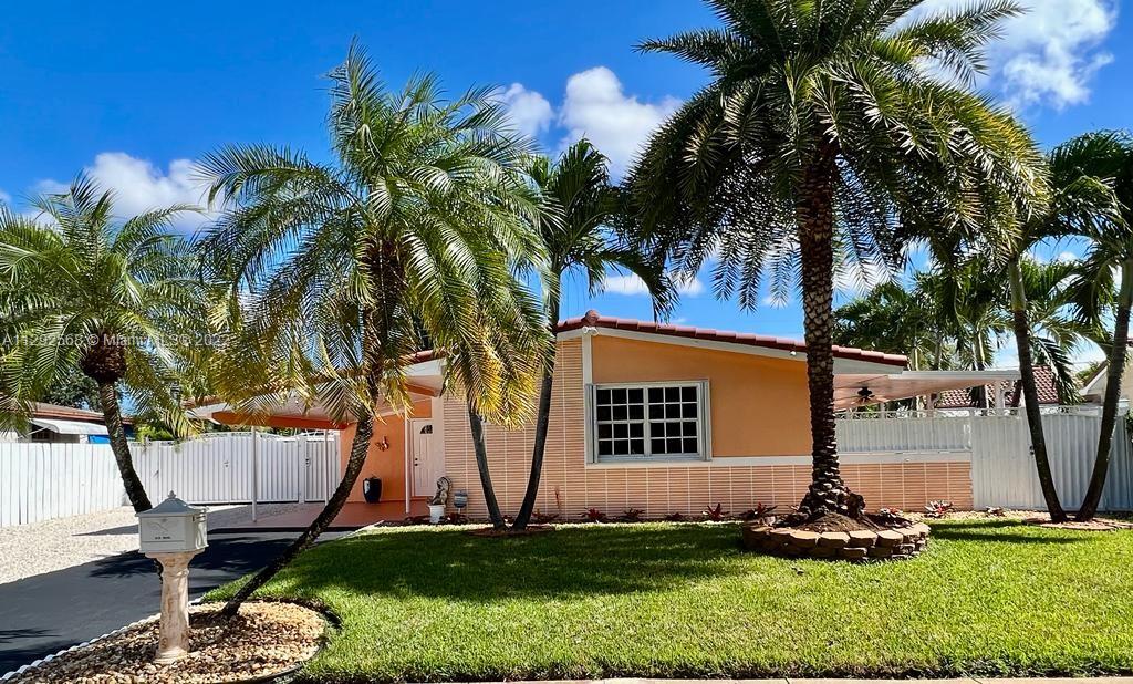 241 SW 65th Terrace Pembroke Pines FL 33023