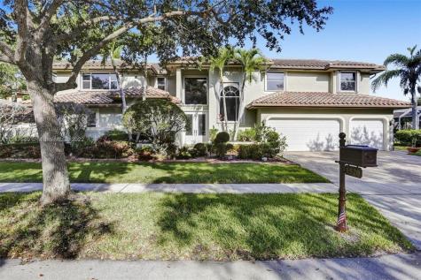 1520 NW 180th Way Pembroke Pines FL 33029