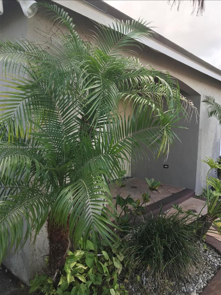 20300 NW 27th Place Miami Gardens FL 33056