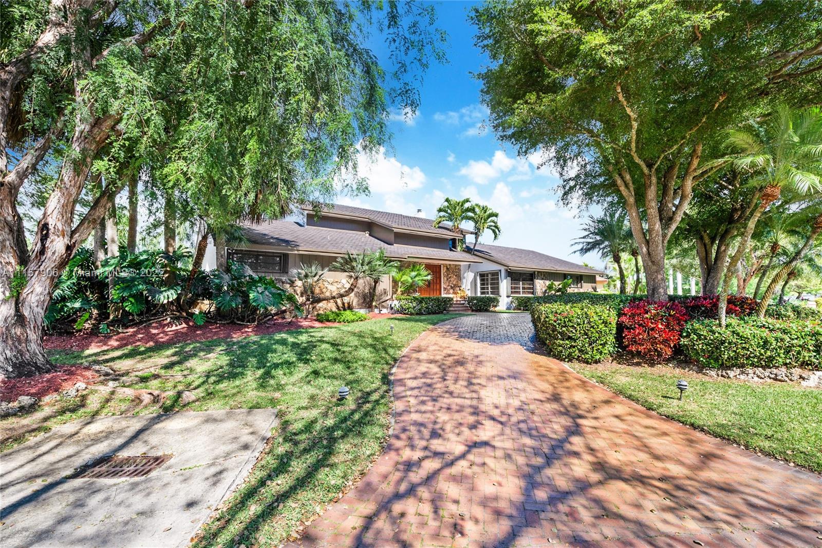 8915 SW 163rd Terrace Palmetto Bay FL 33157
