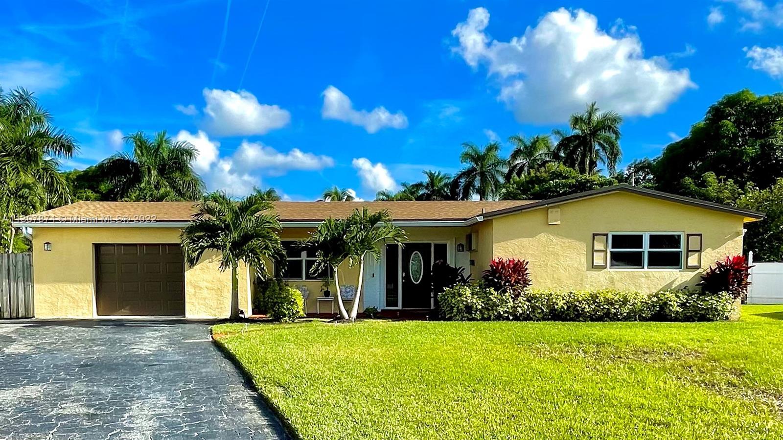4050 NW 35th Way Lauderdale Lakes FL 33309