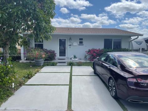 1909 SW 131st Court Miami FL 33175