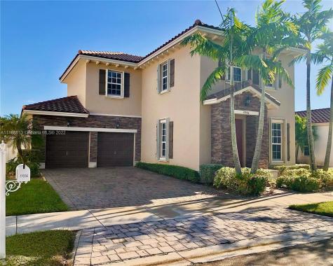 17056 SW 91st Terrace Miami FL 33196