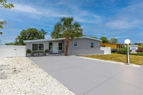 3425 NW 176th Terrace Miami Gardens FL 33056