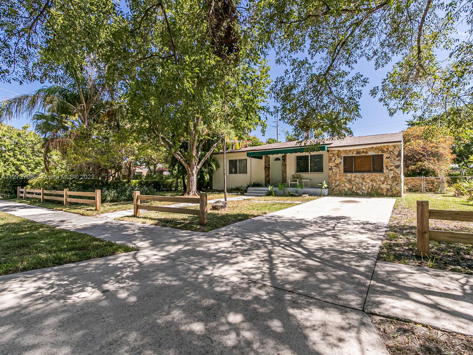 1504 Fletcher Street Hollywood FL 33020