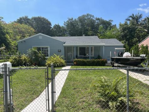 1510 NE 132nd Road North Miami FL 33161