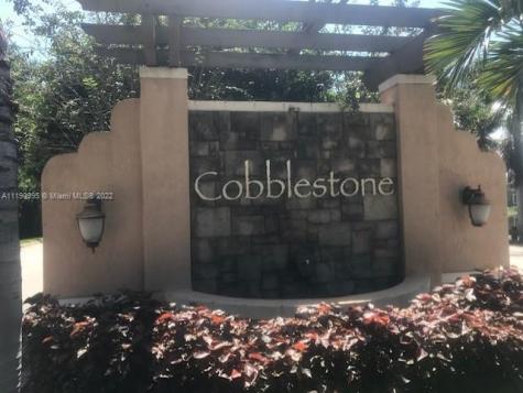 1112 SW 146th Terrace Pembroke Pines FL 33027