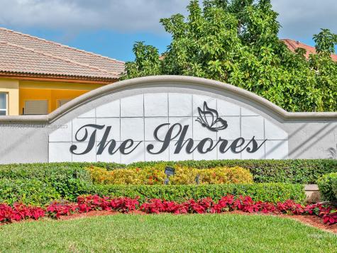 1561 SE 20th Road Homestead FL 33035