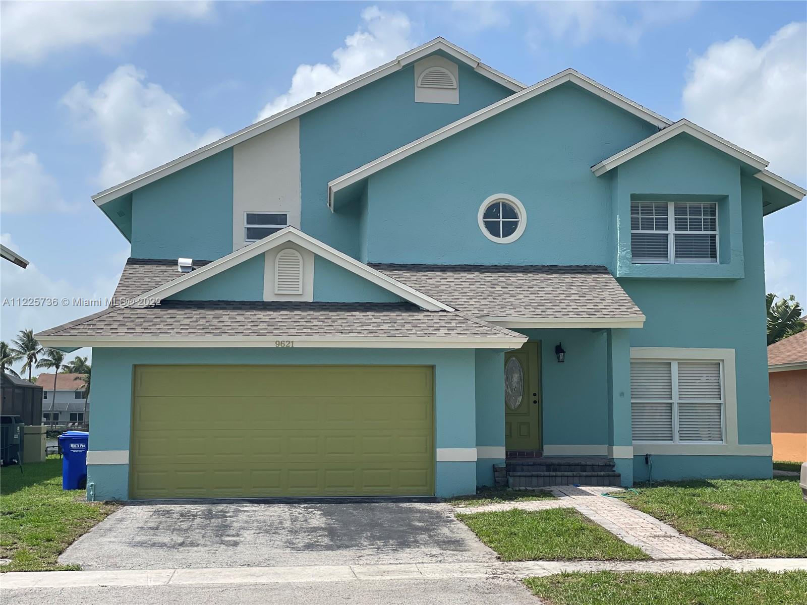 9621 SW 11th Street Pembroke Pines FL 33025