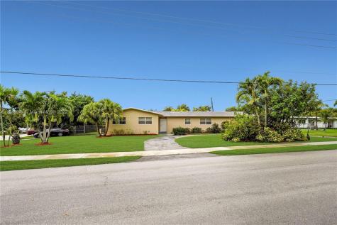 17400 SW 89th Court Palmetto Bay FL 33157