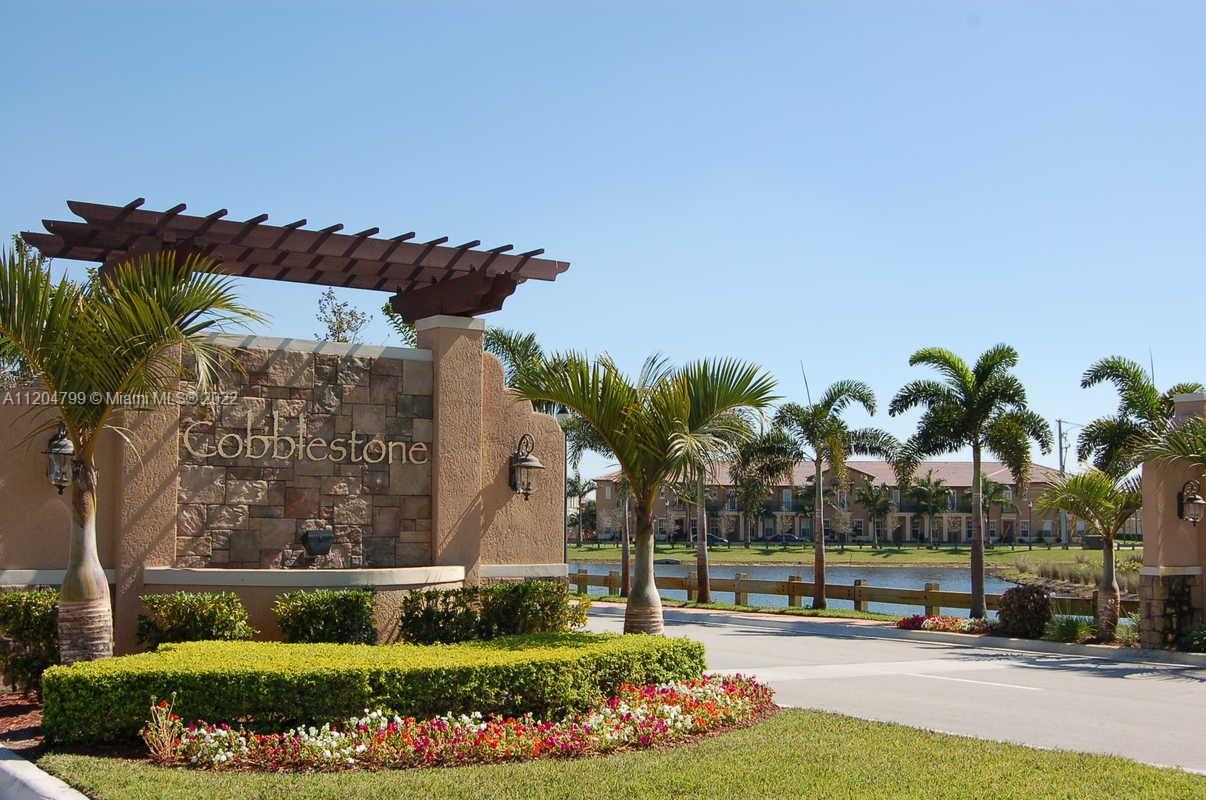 702 SW 147th Avenue Pembroke Pines FL 33027