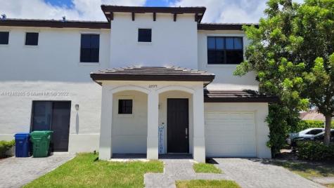 22575 SW 102nd Avenue Miami FL 33190