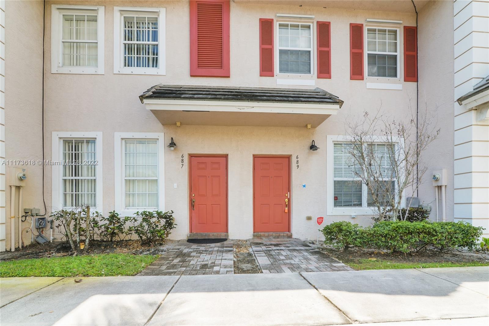 689 NW 42nd Avenue Plantation FL 33317