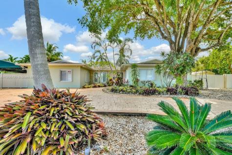 11345 SW 102nd Court Miami FL 33176