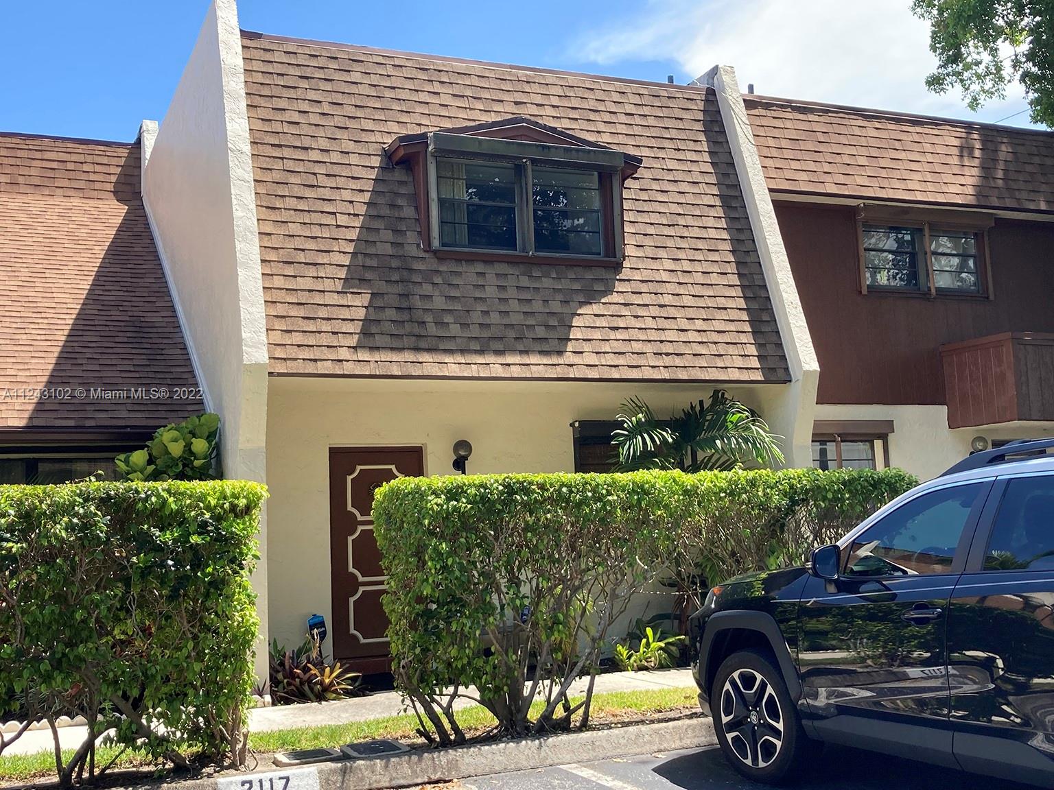 2121 N 14th Avenue Hollywood FL 33020